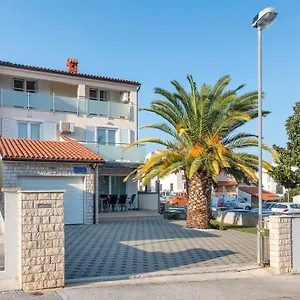 summer-house-pula.pula-hotels.org/